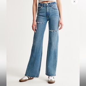 Abercrombie High Rise 90s Relaxed Jean